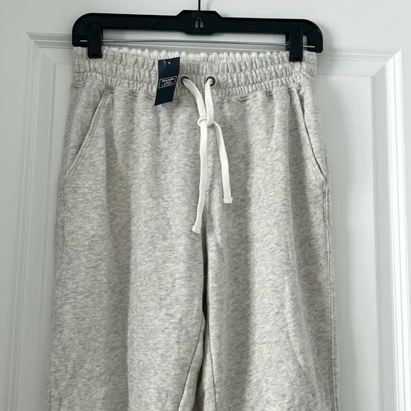 Abercrombie flare sweatpants - Picture 2 of 7